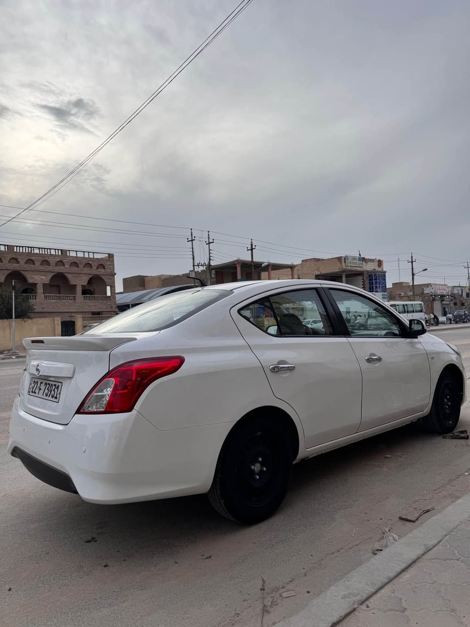 نيسان سني هندي 2022 كفاله عامه عدا خدش بسيط موضح بالصور 
ماشيه 80 
السعر 119 بيها مجال بسيط 
مكاني بصرة
للاستفسار 
*********** الزبير, البصرة
