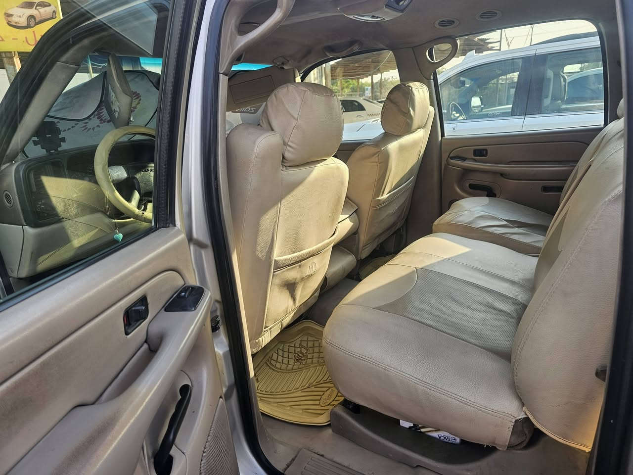 يالله جي ام سي موديل ٢٠٠٥ دهوك اجرة باسمي بيه خط اربيل بيع او مراوس باوباما ***********
