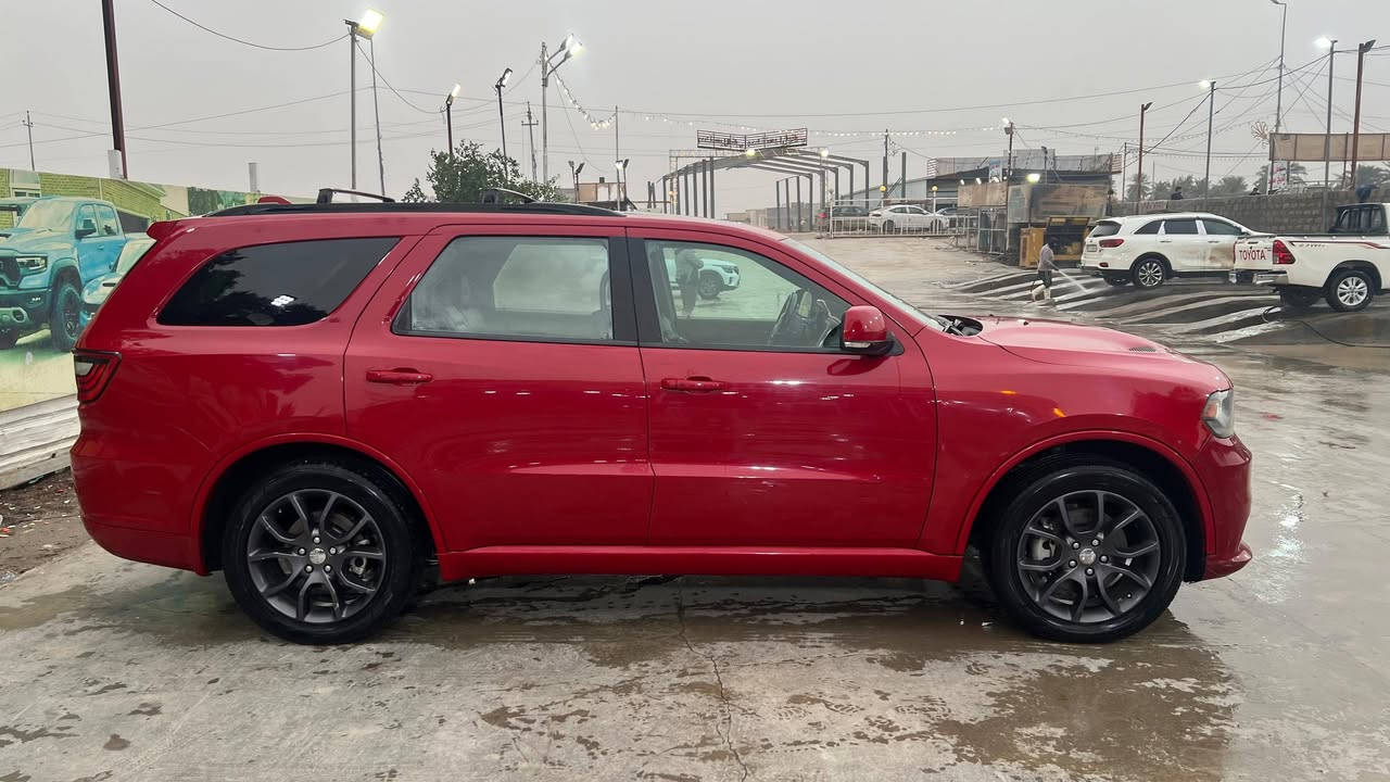 دوج دورنكو سيتاديل اعلى فه واحد على واحد 2018 مسجله 2020 جاهزه من الدعميه الدعميه حادثها جاملغ وبنيد فقط بدون دواخل بيها منضومة غاز محوير اربيل 80تنكيها
#المواصفات - رقم  بغداد تحويل مباشر تحويل مباشر مشروع وطني 
1- محرمه  8سلندر
 سلندر بخاصية توفير الوقود ECO 
3-  + جنطه كهرباي
2-بصمه
5- حساسات خلفية اصل مع خاصية  
7- لايت ١٠٠واط اصلي مع حاجب LED . 
8-  مع تحرك المرايات الجانبية عند الرجوع الى الخلف حسب التحكم
9- السيارة  احدث نظام قيادة بالعالم 
10- ويل كب حجم20. طخم تايرات حديث 2020  
12- نظام صوت ٧ سماعات داخل السيارة 
من beats audio من شركة apple
14- تحكم ستيرن كامل امامي وخلفي 
15- شاشة دشبول لمس كبيرة  متكاملة الايعازات . وشاشة ٧ انج معلوملت السيارة والعطلات والرسائل... 
17- نظام AUX + Bluetooth . نظام ملاحة GBS شاشت تنته كبيره شاشة كراسي 
+ ذاكرة ميموري كارد موضعي + USB 
18- مانع تزحلق (انزلاق) .
19- تبريد ٤ قطع اكثر من 10 منافذ
20- الكشنات  جلد متصل  و تدفئة و تهوية و مع الستيرن تدفئة وتهوية والمقاعد الخلفية تدفئة
21- كاميرا خلفية دوارة HD 
22-إظهار ضغط الهواء في الاطارات. ومعلومات السيارة الكترونيا مثل كمية دهن محرك و درجة حرارة المحرك والكير والزيت وضغط الزيت الكتروني .
وباقي مواصفات الدورنكو ⁦✔️⁩  ⭐   
 *********** السعر 190 وبها مجال مكان السياره كوت السياره بيع فقط بدون مراوس
