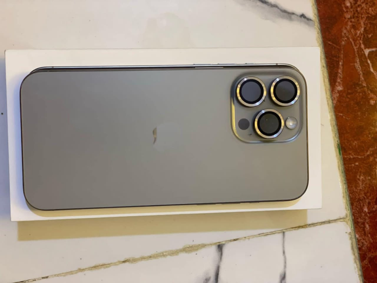 أيفون 15 برو ماكس للبيع نضافة 100‎%‎
بطاريه 86 ملحقاته وياه مال الشركه

 السعر خاص وبخدمتك اني 

مكاني ذي قار الشطرة 

أو تتصل عليه ***********
