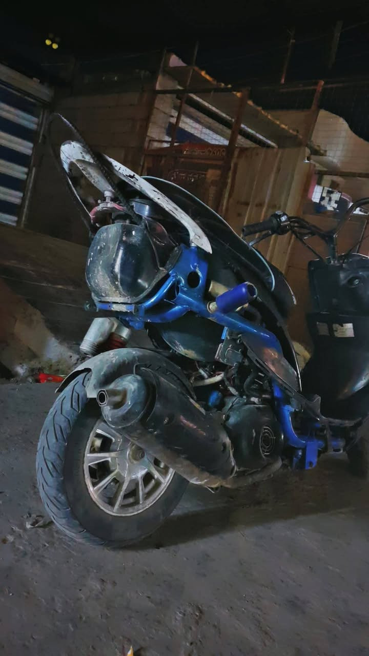 سلام عليكم شباب ماكس مال لعب شعله معدل كلجات رياضي حلوه  بيه بس كلج خلفي طاك مكاني بغداد حي نصر سعر ٣٠٠ وبيه مجال


**إذا كنت صاحب هذا الإعلان وتريد حذفه لأي سبب، رجاءا أرسل رسالة إلى الدعم الفني**