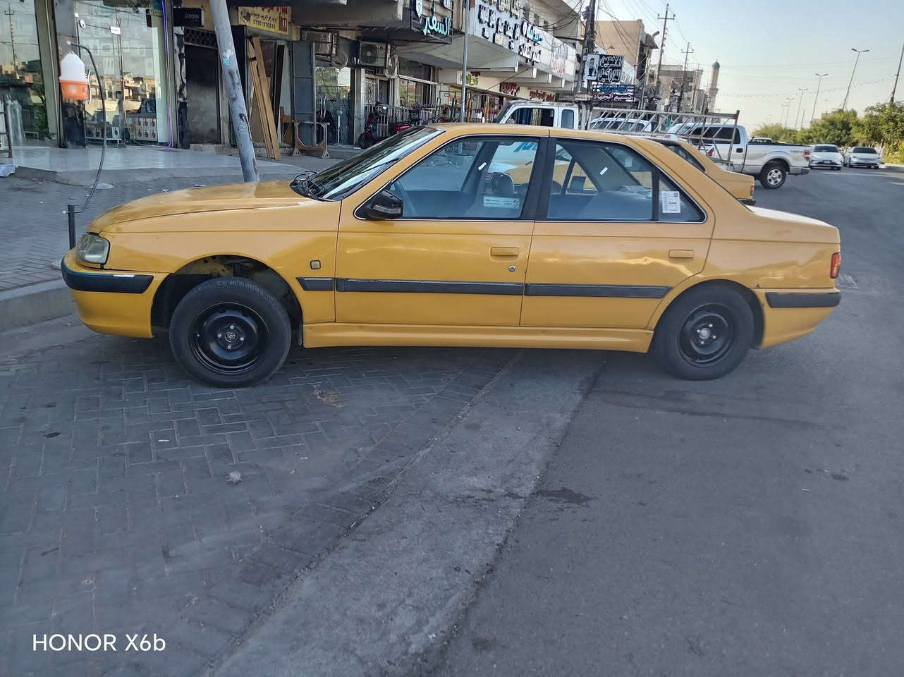 سلام عليكم من رخصه الادمن 
بيجو بارس ٢٠١٥

كير ومحرك فرنسي

تبريد شغال االسياره جاهزه

بيها ضربه فوك الايت الايسر ومصلحه

وبيها بارد اباب السايق

هيئه مصفره غرامات عليها ١٠٠ الف اني اتحملها

مكانها بغداد حي الجهاد
السعر ٣٨ وبيها مجال 

للاستفسار أكثر 

*********** متوفر واتساب

