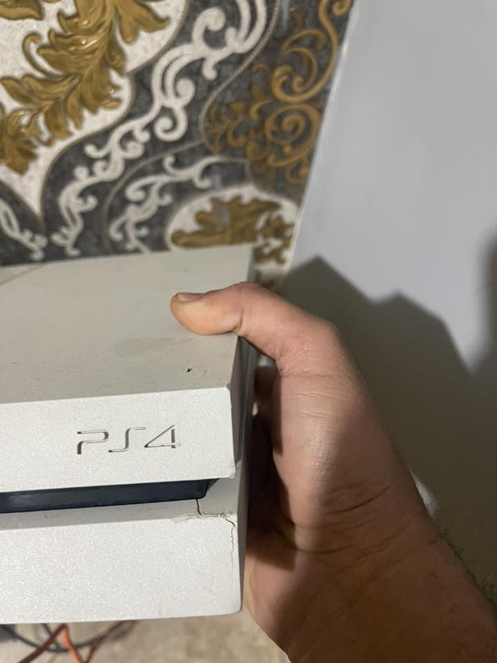 السلام عليكم بلي فور مهكر نضام ١٢ تهكير قرص السعر :٢٠٠ وبي مجال وتفاصيلة موجودة ب الصور العنوان بغداد الشعلة 
الرقم : ***********
