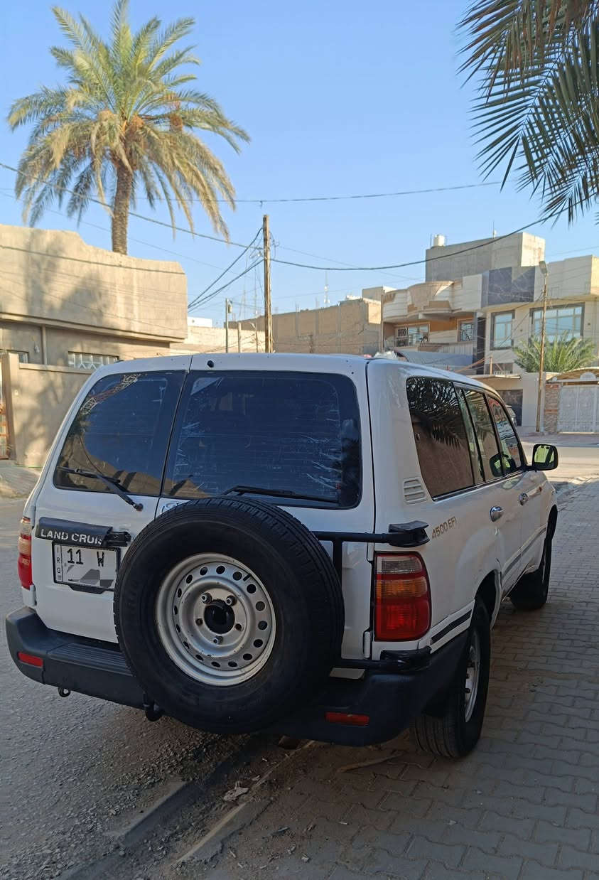 مونيكا مديل 2004 رقم بغداد ألدولي سنويه جديده لغايه 2030
 سياره جاهزه محرك كير حداديه تخم تاير سياره مال جنيان 
مصبوغه احزام لجمالية  السعر 125ورقه 
استفسار أكثر الاتصال على الرقم ***********
