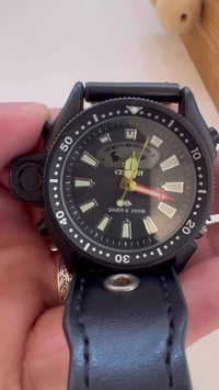 ساعة يد • للبيع