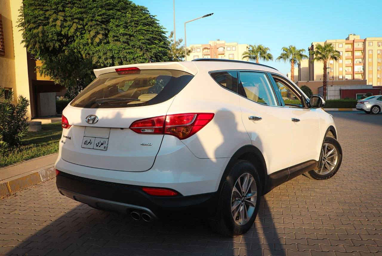 للبيع سيارة سنتافي موديل 2016 
4سلندر
بانوراما فول
فول ويلدرايف
7 مقاعد
ماشية 83000 قابلة للزيادة
السيارة وضع شركة
السعر 19900$
للاستفسار الاتصال على الارقام 
***********-*********** دهوك, العراق
