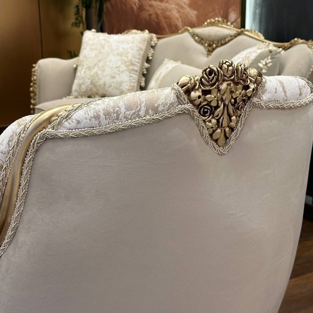 تفاصيل فى منتهى الروعة مع التخم  10 مقعد 
مع امكانيه تغير تفاصيل مقاعد التخم حسب الطلب 
مع صبغ حرارى حفر يدوى مع اخشاب خشب زان احمر 
اقمشه معالجه للتواصل واتس 00201008503566
تواصل مع مؤسسة الشرقاوى للاثاث الدمياطى  
لدينا وكيل بالعراق


**إذا كنت صاحب هذا الإعلان وتريد حذفه لأي سبب، رجاءا أرسل رسالة إلى الدعم الفني**