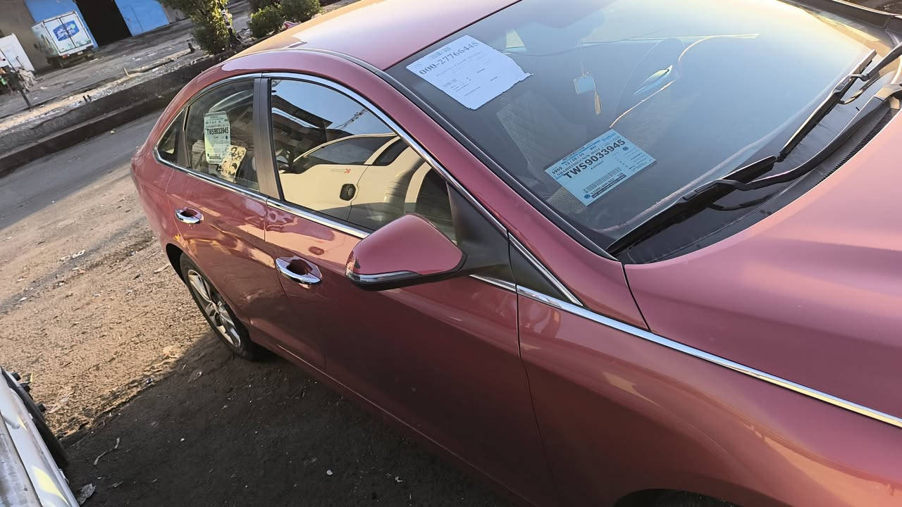 سلام عليكم سوناتا  موديل 2019 
سياره بيها ثلاث  قطع ابيع احزام  

سياره حادثها جاملغ امامي امبدل و الباب  

سياره جاهزه وخير من الله وعلئ يد وحده 
ماشيه 92

موصفاتها  فول عده الفتحه  معروفه شاشه وكامره ورادار وحساس خلفي شاشة 360 تدفأه بالستيرن تدفأه بالكشنات 3 قطع تبريد 

وباقي الموصفات معروفه السعر رايده 130 وبيها مجال 

السياره با اسمي ثاني يوم تحويل 

مكان السياره بغداد شارع فلسطين 

الاستفسار الاتصال ممتواجد فيس 

*********** واتساب
