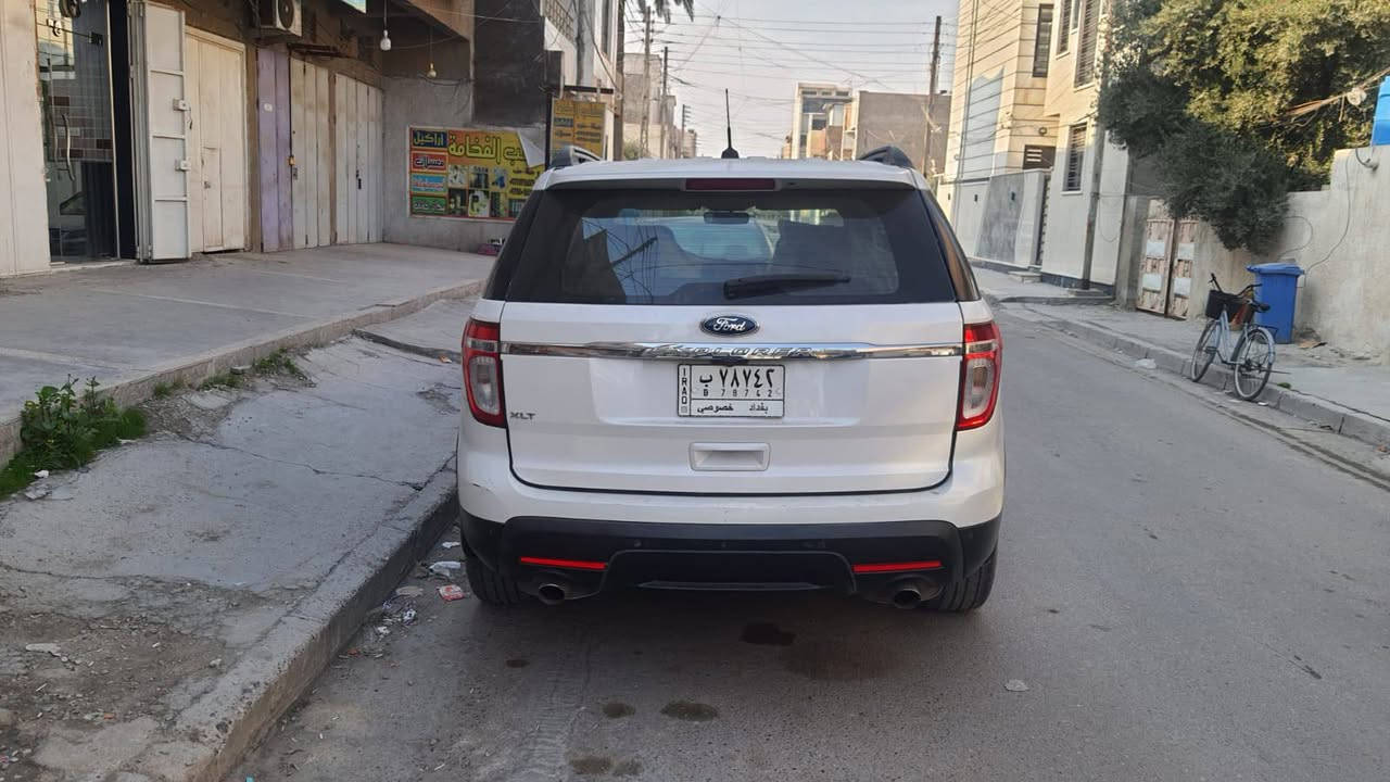 فورد اكسبلور 2011
7 راكب
3 قطع تبربد 
كامره شاشة 
سته سلندر
كير مكينه مكفول
تخم تايرات جديد
بنوراما
كراسي كهربائيه
وارد خليجي بابين مرشوشات عالنص
السعر 125
مكانه بغداد البياع
لللستفسار ***********
