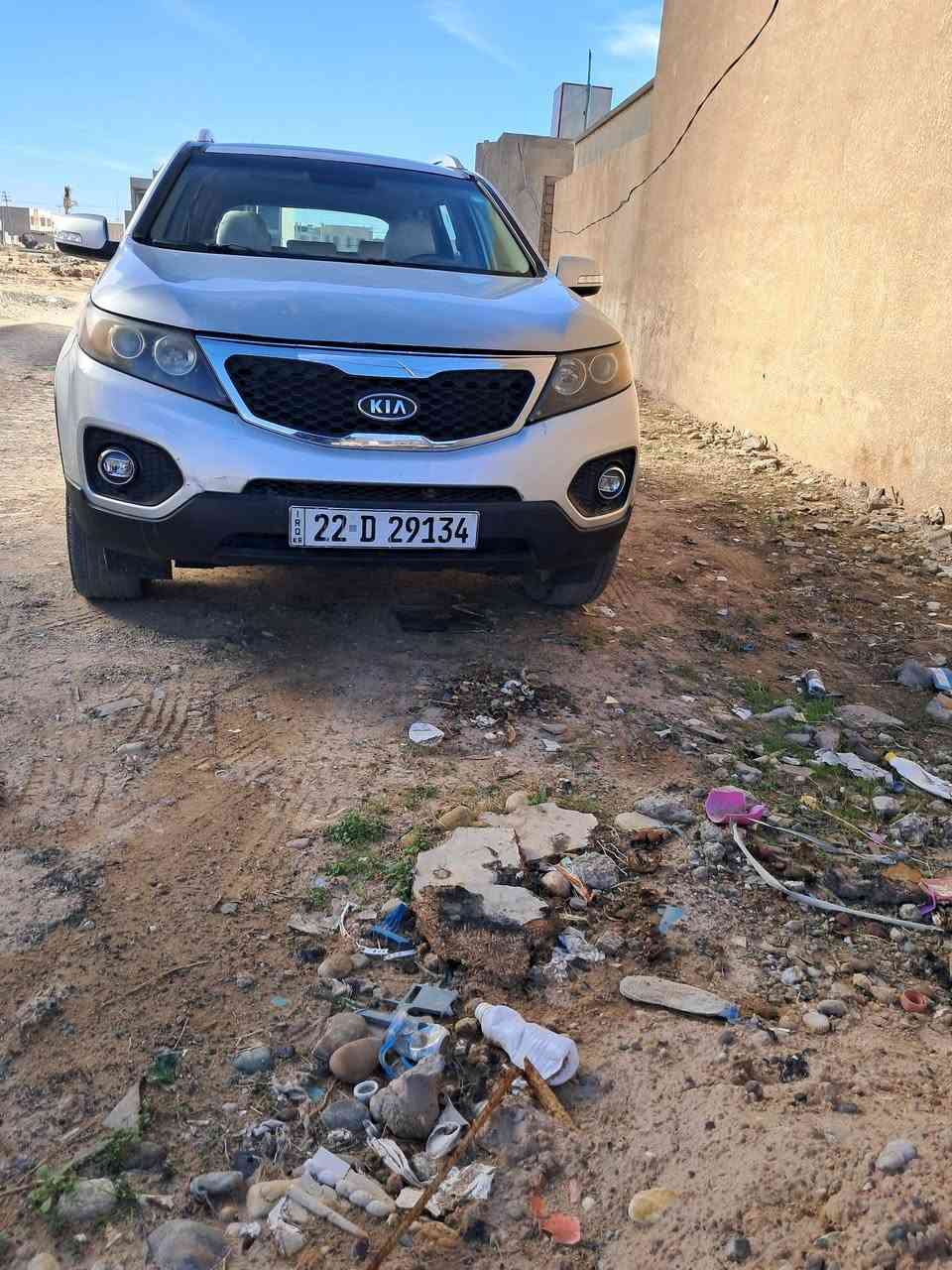 سورنتو ٢٠١٢بنوراما رقم اربيل سنويه بسمي سياره نضيفه حلوه بيها صبغ جاملوغ وشبر براس البنيد محرك ٤سلندر مامفتوح السياره كامله مابيها نقص السعر١٣٣وبيها شويه مجال للاتصال*********** مكاني تكريت الديوم
