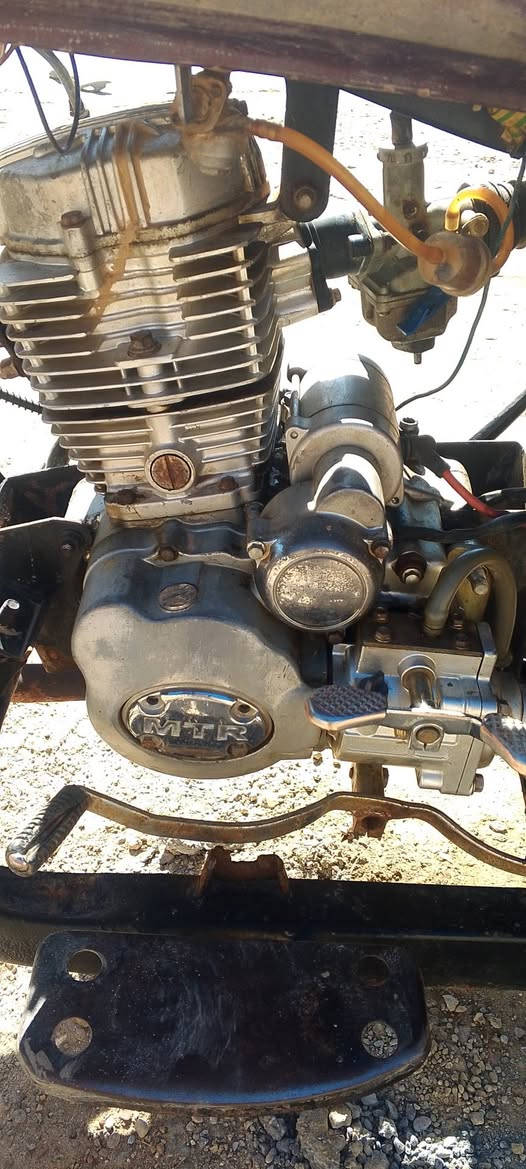 السلام عليكم ستوته ام تار بدون اوراق مكفوله كفاله عامه الستوته نقصه بس كهربايات ربط وجاملق  محرك تايرات لا اخياس لا لحيم ستوته خير من الله السعر 650وبيه مجال العنوان ديالى الخالص التحويله ***********
