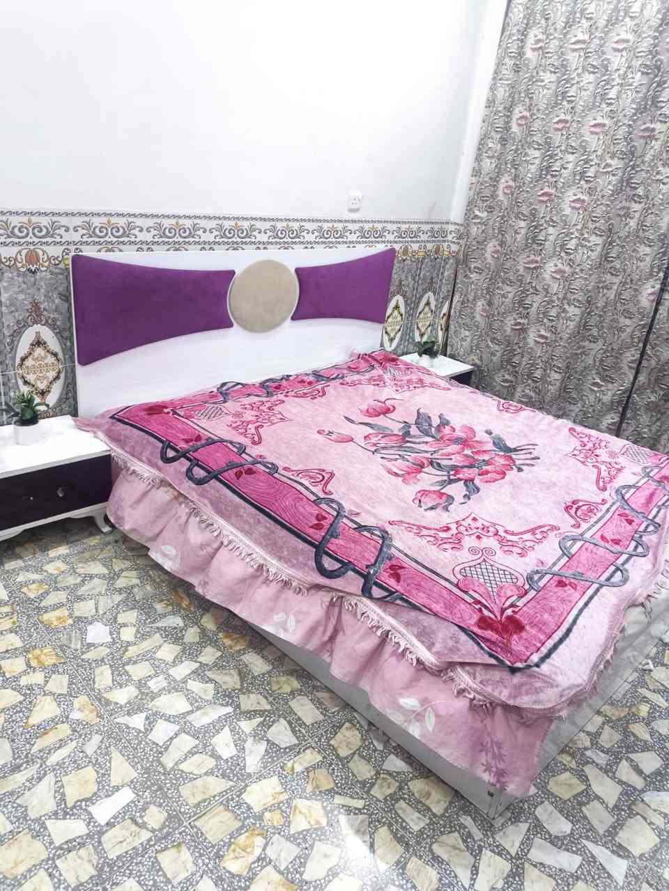 غرفة نوم تركي مستخدم للبيع🛏️
عدد القطع: 5 قطع 📦

 السعر: 350 (وبي مجال)💰

📍 المكان بغداد حي الجهاد 

📞 للاستفسار والتواصل:
واتساب: ***********
