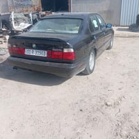 بي ام ٥٢٠ • فتحة سقف • رقم بغداد