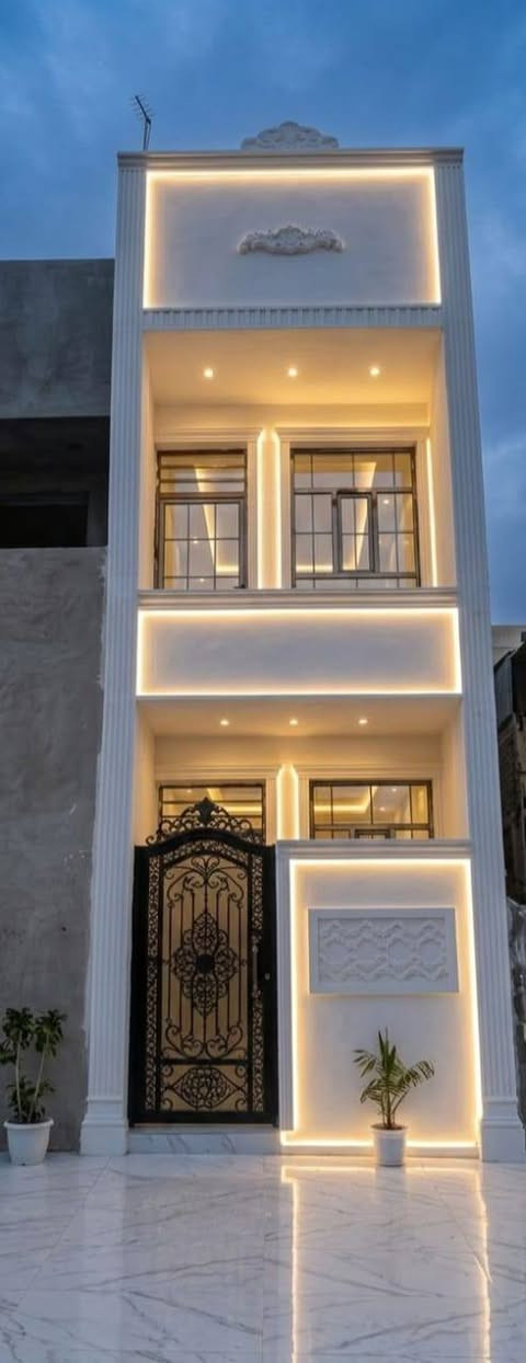 السلام عليكم
خلفة لبخ ونثر و واجهيات 
شغل درجه اولى، متفرغ للعمل، ال يحب يتصل ***********
او يتفضل خاص.
