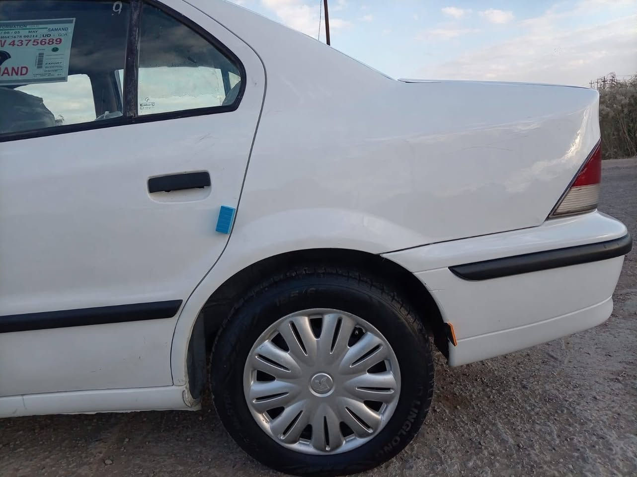 سمند 2011 رقم ذي قار مشروع وطني سنوية ل 2028 مكفولة كفالة من الضربة والتبديل بيها رشات صبغ بلدوس فقط
كير مكينة حدادية تخم تاير كهربائيات كلها شغالة سيارة جاهزه كلش 
السعر 42 وبيها مجال بسيط 
مكاني الناصرية مركز 
لاستفسار 
***********
*********** واتساب
