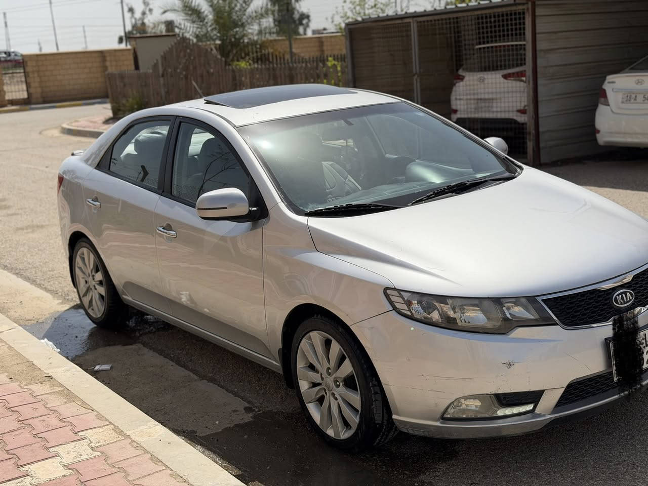 سلام عليكم سيراتو موديل 2013 خليجي. محرك 1600 دوش رقم أربيل الجديد مكفوله من الصبغ ولتبديل فول مواصفات عده البصمه 
رقم وهزه جديده 
السعر 110 
***********
