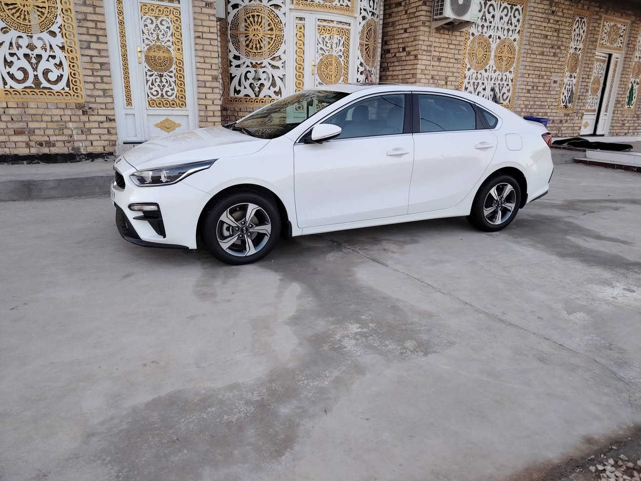 سلام عليكم
كيا سيراتو مديل ٢١ خليجي ضمان شركه دوليه
مكينه ١٦٠٠ دوش مرغوب
رقم الجديد بغداد بسمي
ماشيه ٦١ حقيقي جديده
مكفوله من فتح وصبغ وتبديل
فول مواصفات عدا البصمه
تبريد قطعيتن داخل الونين ويل كب اشاير بل المري بلاجكتور حساس خلفي تحكمات بل ستيرن جهتين
مكان سياره دوانيه الحمزه الشرقي
*********** ما متواجد عل نت
