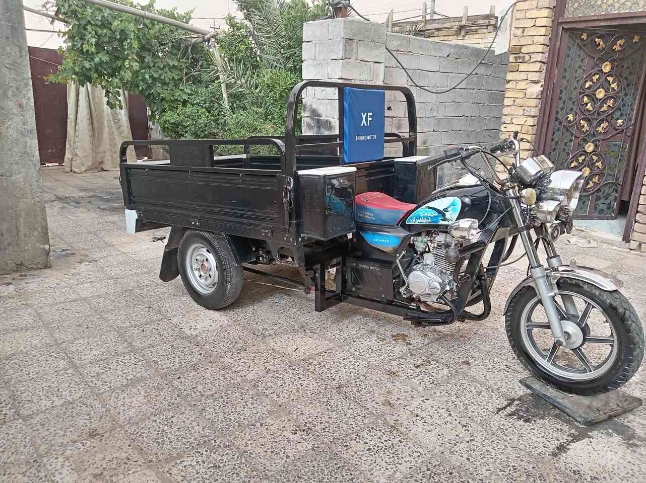 سلام عليكم البيع مديل 2023اوراق اصواليه بسمي من وكيل ركبه وشاصي مكفول من لحيم والخياس شرط الفحص كهربايت كلهه شغاله تايرت جوبلس كلهن ابيع مكفول فقط مصبوغه حصيره من داخل مكاني بلدوانيه شراي ينتصل سعر ب مليونين وبيهه مجال ***********
