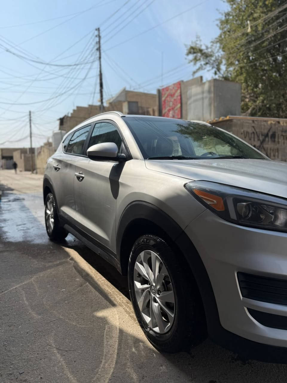 توسان وارد امريكي موديل 2021حادثهه جاملغ وبنيد تبديل بدون شاصي بدون دواخل بصمة كشن كهرباء رادارات تحديد مسار شاشة كاربلي كاميرا بلاد تدفئة كشن شاشة اعطال وبعد بيهه هواي مواصفات تخم تاير جديد دوشمة ارضية وكشن جلد سبيرهه مانازل كتلوكات الشركة بيهه ترايهه زيرو  رقم بغداد باسمي تحويل مباشر السعر ١٦٥ العنوان بغداد حي النصر ***********
