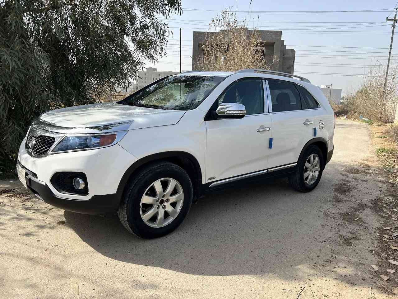 كيا سورنتو موديل 2013 امريكي بدون حادث بيها صبغ 4مكانات اثر تكشير  كير ومحرك كفاله. بيع سريع ب ١١٨. ما متواجد  ع فيس. رقمي ***********
