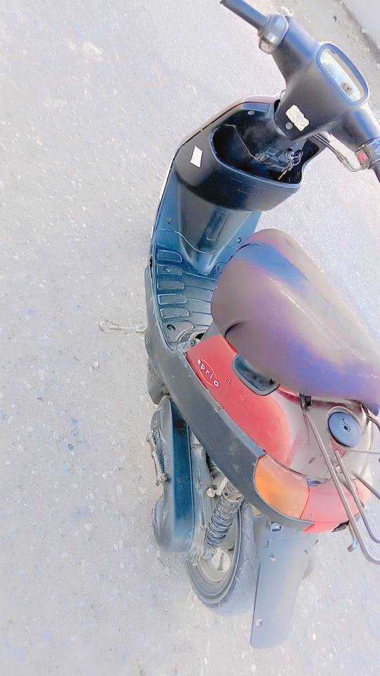 سلام عليكم دراجه بطه للبيع كامله هندر واحد التفاصيل خاص (ملاحضه الكفرات كامله بس اني فاتحهن) السعر 180وبيها مجال مكاني مسيب طريق الحاميه رقم الهاتف ***********
