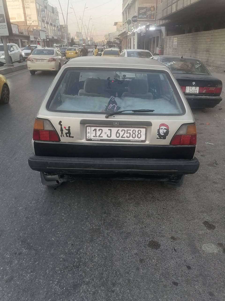 السلام عليكم كولف للبيع
رقم مصطره انكليزي رقم نينوى 
كير ومحرك شرط كير تومتيك
شرط تحويل وكاله الشرعي يبيعك
كربون بنزين موجود شغال
سنويه 2029 السعر 30 وبيهه مجال
العنوان موصل باب الجديد
رقم الموبيل *********** اسيه ***********
