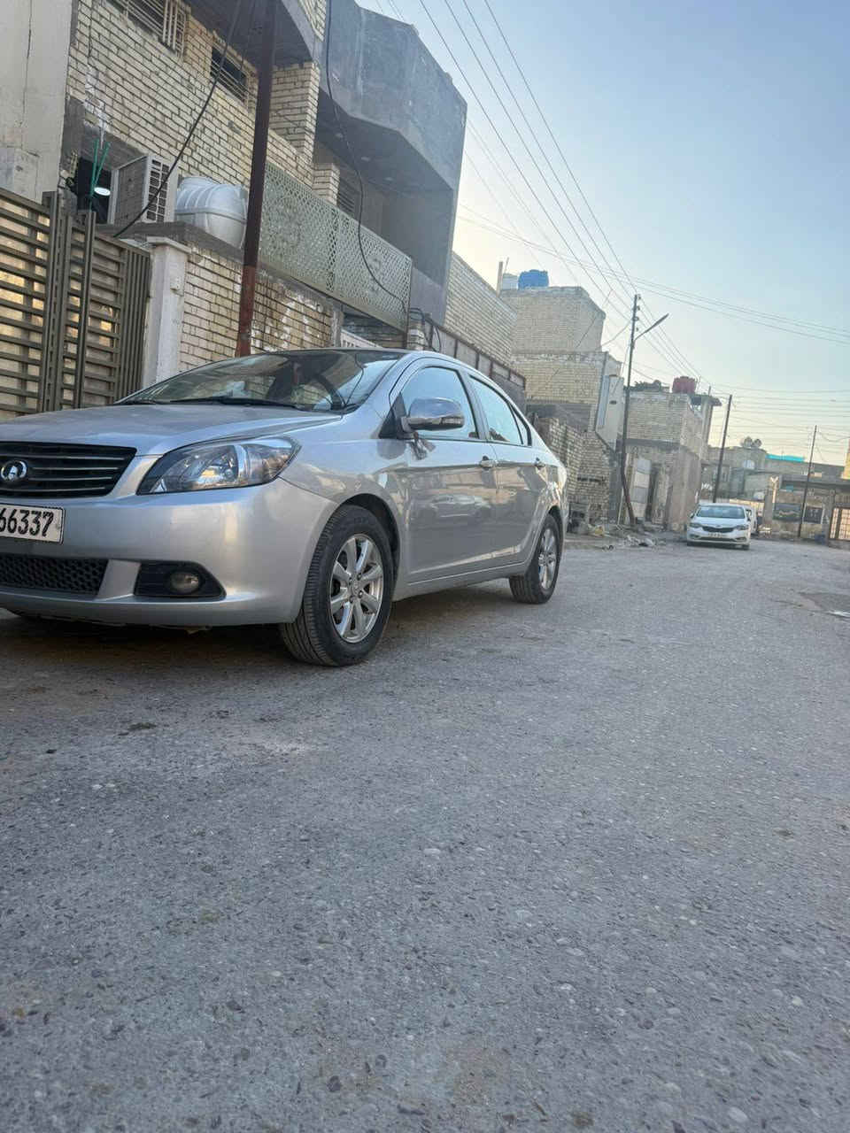 السلام عليكم سياره ٢٠١٢ مكفوله السعر ٥٠ وبيهه مجال للشراي مكاني بغداد العبيدي  ***********
