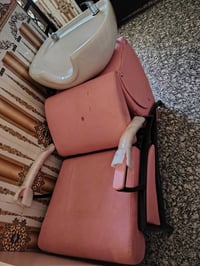 للبيع كراسي عدد ٢ و مغسلة شعر العنران بغداد الدورة جمعية خير الله 0780...