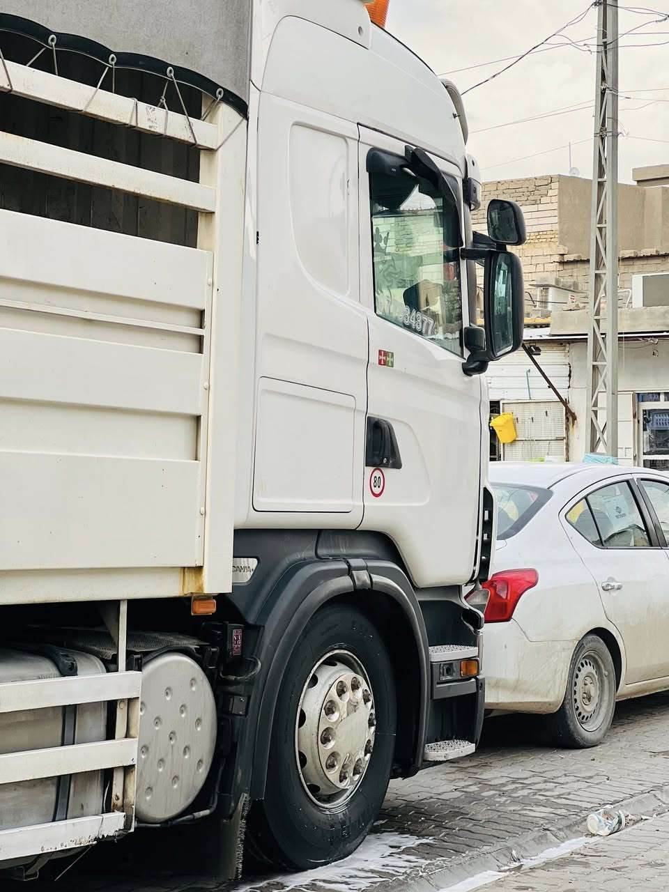 ‏الشباب السلام عليكم طبعا مرخصة صاحب الجروب شلون للبيع موديل 2009 سيارة فول مواصفات Gare مقفولة من كل شيء الشعور خاص ￼اتصل على الرقم للبيع***********￼ و الله
