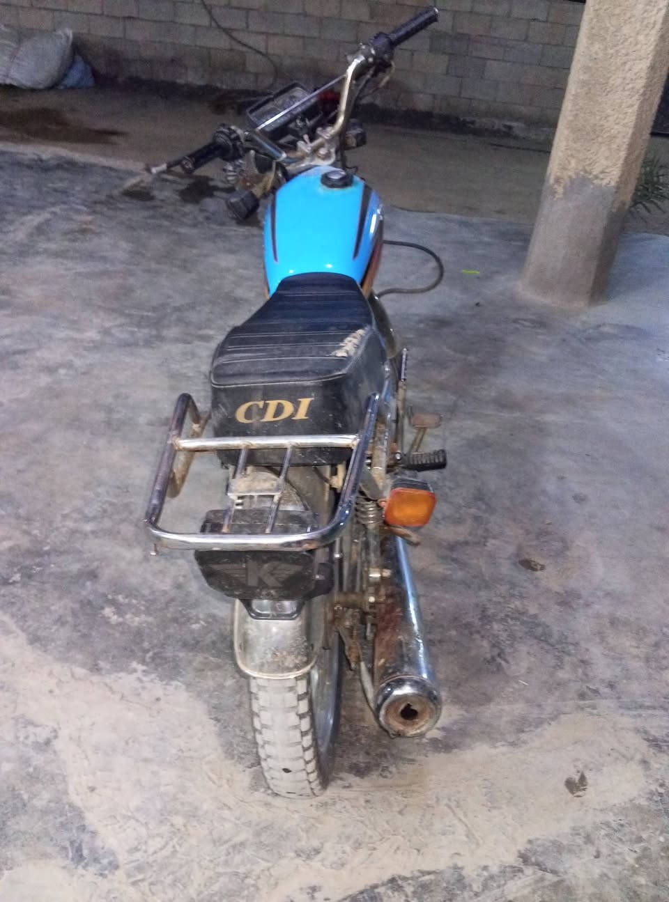 للبيع دراجة يراني محرك سيفان 5كير مجفت جديد بس والفات موديل 2021.  السعر 300وبيهة مجال 
بغداد النهروان ***********
