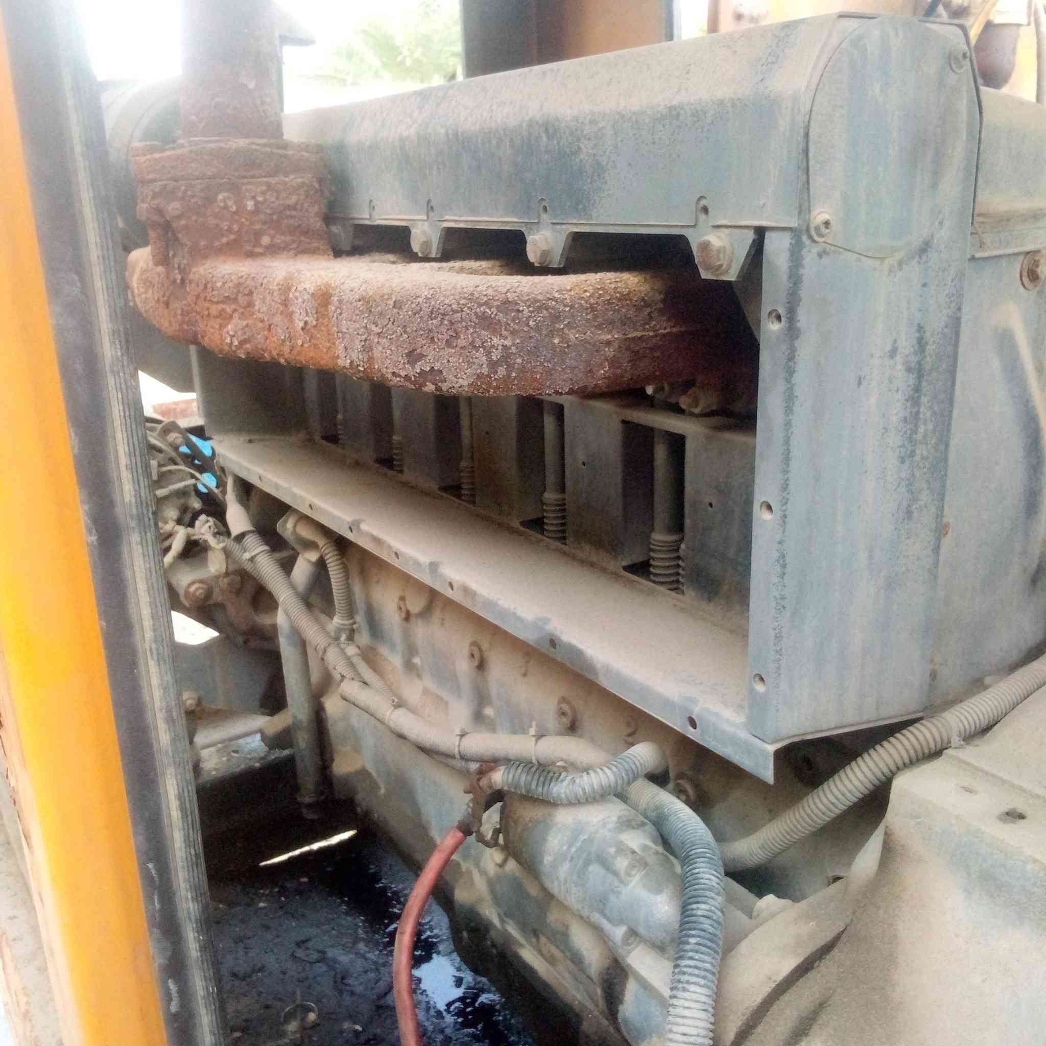 مولد دويز الماني وليس اوربي على وضع الشركة كابينه (كاتم)...بلادي برغي مامفتوح بيه... 912حلواني نوزل رفيع  
راس توليد بلادي ستامفورد الانكليزي 60كيفي لاصرف لأ بخار الي يگلي موجود بشمال وهو

الاغلبية صيني حتى قبقات الولف مبدليهن 

ومصبغيهن...الاصلي علامة الصاروخ على السلندر خلف الدكشن الحار مع تحياتي 

العنوان بغداد تاجيات ***********

***********

شركة
