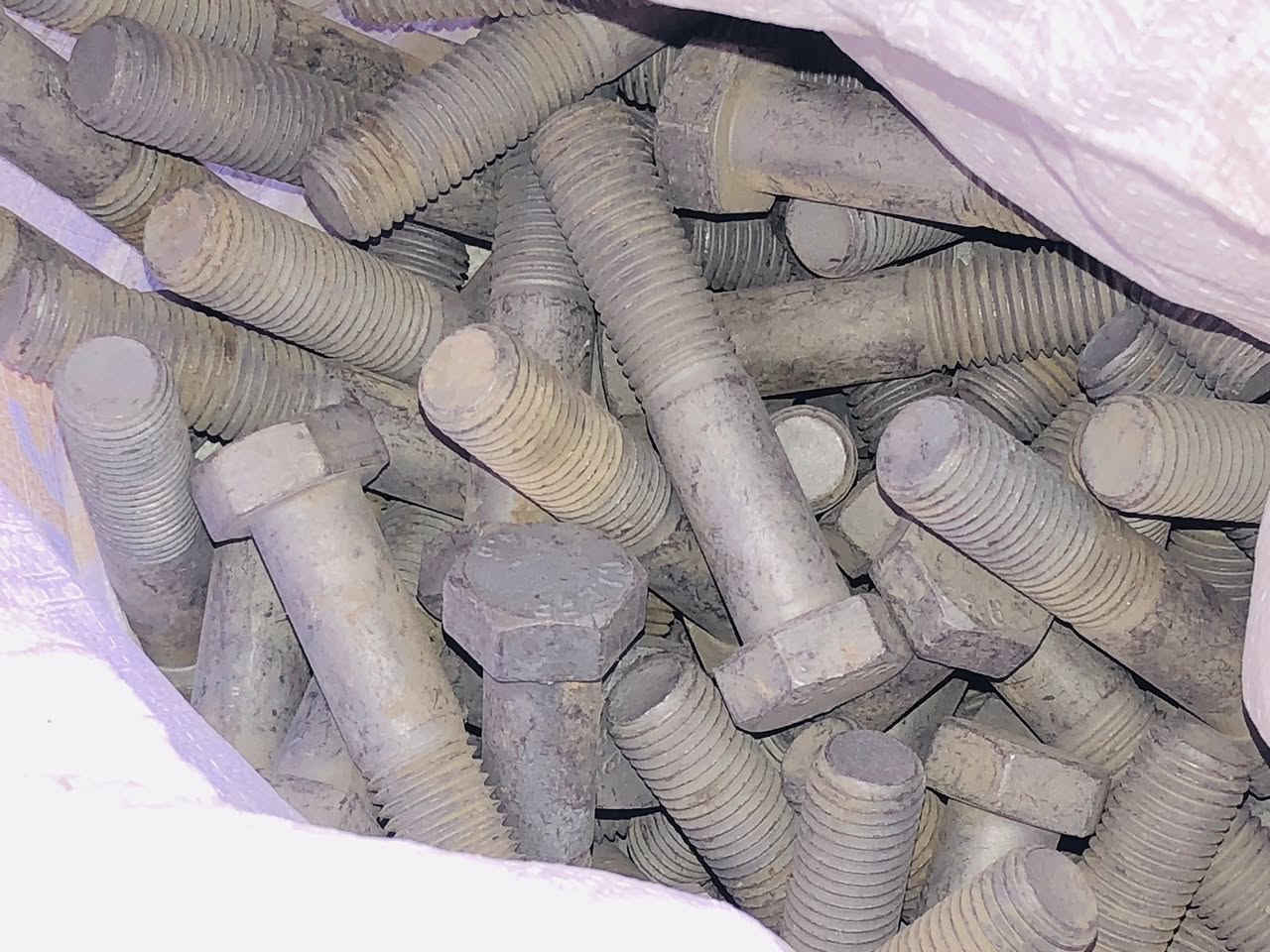 تصفيه محل عالم الواشر والبراغي والصامولات كله اصلي والاكسسوارت
السعر ٧ مكانه نجف الاتصال ***********
