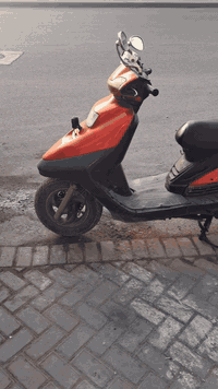 دراجه فضائي خير من الله كله شغاله  ماعده الجنطه سعر 350
بغداد حي الجهاد .هاتف ***********
