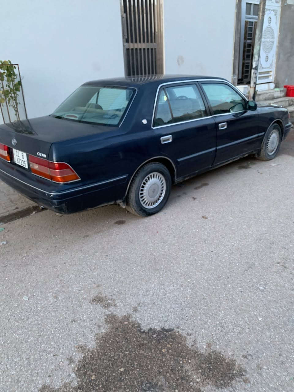 راس ثور تكم موديل 1999 شاصي 55بسمي سنويه ل 2030حداديه جديده امامي خلفي تبريد شغال فول 5دكم كهربائيات كله شغاله  عنوان نجف رقم ***********
