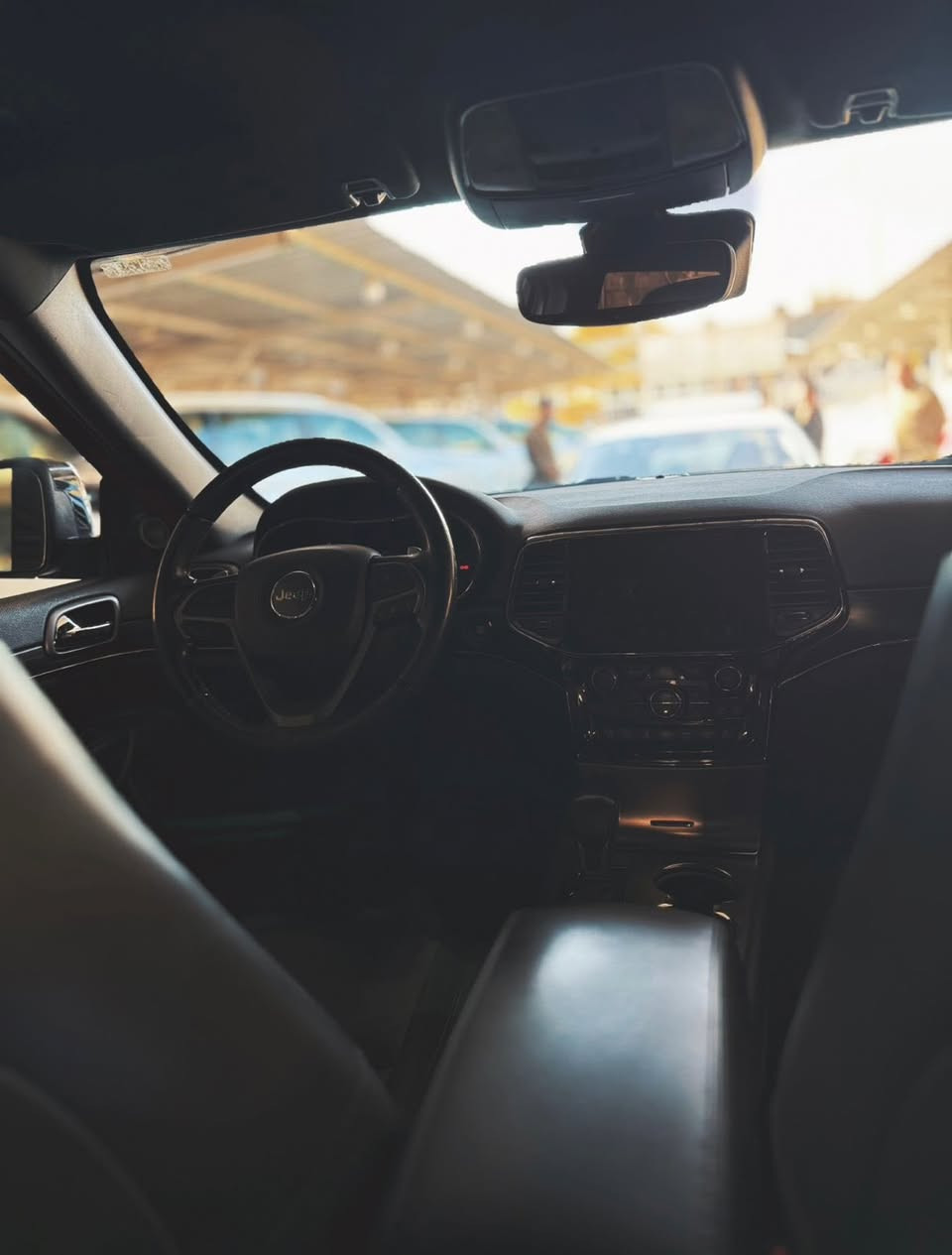 سلام عليكم
يتوفر جيب S خليجي 
موديل 2022
فول مواصفات 
معرض خيرات بغداد / بغداد الوزيريه 
الاستفسار 
ابوتماره ***********
حسن ***********
