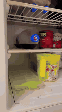 غراض منزلية البيع عنوان حفرية *********** ثلاجة ٢٤ غدم
