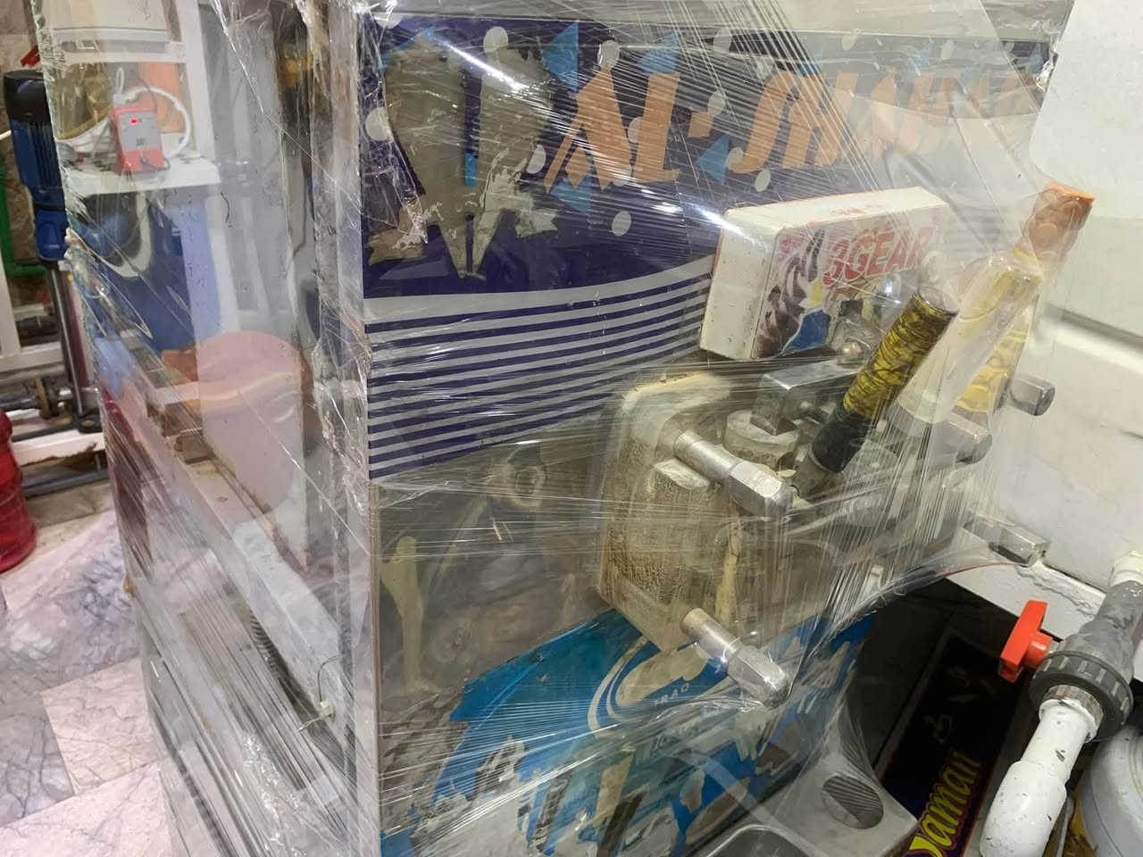 مكينه سوفت تجميع ٣ فيز سعر ٥٠٠ وبيها مجال ***********
