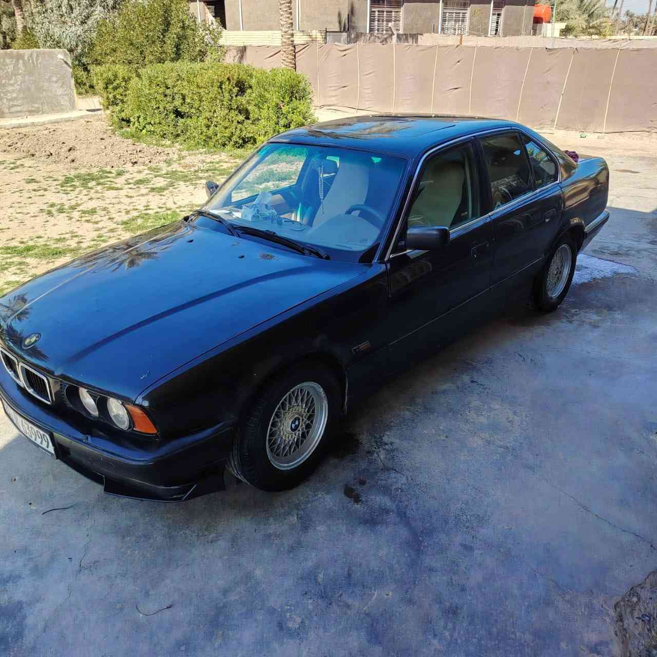 للبيع موديل92كير ومحرك مسكر مكفولات رقم بغداد نكليزي سنويه لل30السعر50وترهم مراوس حسب لقناعه لعنوان بابل ***********
