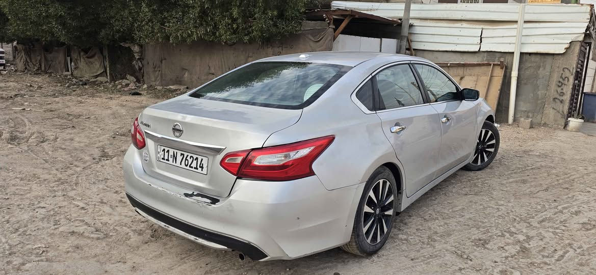 السلام عليكم

* نيسان التيما [2018] رقم بغداد 

* المواصفات :
[ بصمة تشغيل _ بصمة ابواب _ تشغيل عن بعد _
تحكم استيرن _ مانع انزلاق _ كاميرا خلفية _ مثبت سرعة _ 
كشن كهرباء ]

* محرك 2500 _ 4 سلندر 
* بجم كبس(مكفول) _ حادث خلفي ٣ قطع (ضرر قليل) مثل ما موضح بالصور

السعر 125

مكان السياره/ الحله
*********** Singapore
