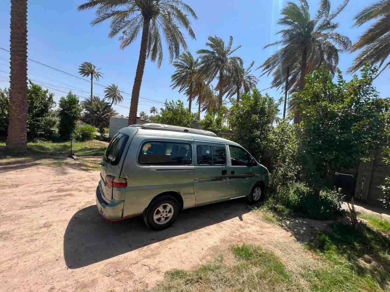 السلام عليكم
ستاركس ٢٠٠٧ بيها جاملغ فقط مبدل والباقي كفاله 
تبريد شغال مكينه خير من الله 
معروضه ب٧٥ وبيها مجال 
مكان السياره بابل المحاويل 
اني مكلف بل نشر هذا رقم صاحب سياره ***********

