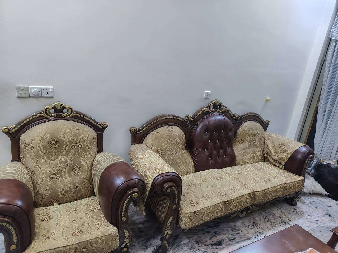 تخم ملكي جديد اي ضرر ما بيه السعر مليون و 300 بغداد *********** واتساب
