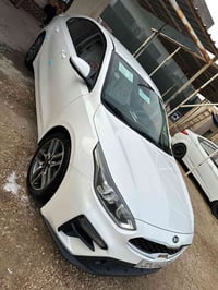 موديل 19فول عده الفتحه مكفوله السعر 145وبيه مجال 07721622311