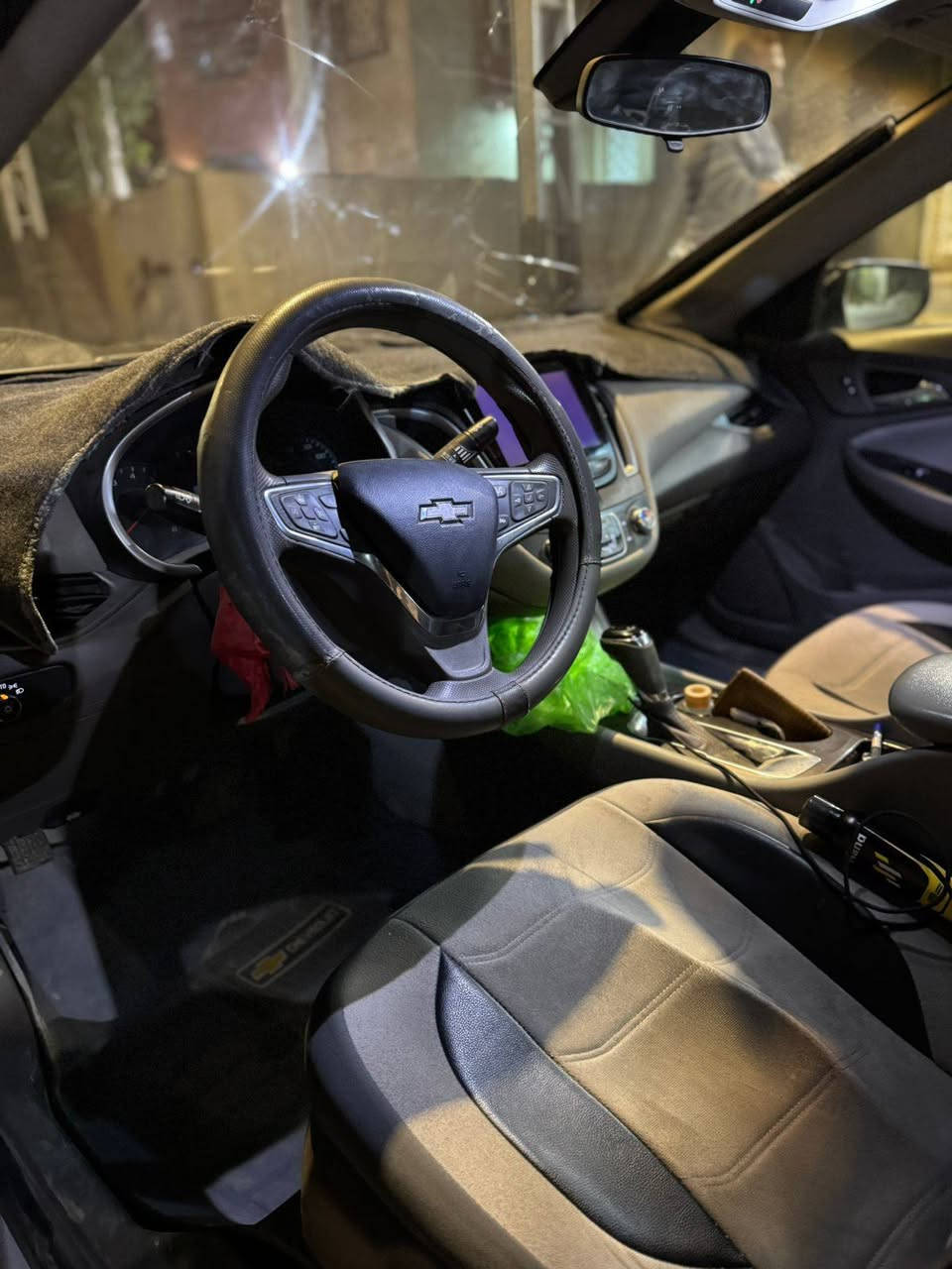 شوفرليت ماليبو 2019 حره راعيها موجود
نص فول 
 شاشة كبيره 
بصمات ابواب

ماشية 126 ألف

الحادث جاملغ صفحة السائق
مكينه مفتوحه بسبب التشخيص الخطأ السبب تبخير 
كير مبدل بيه كيس دهن بوربرين 
ضربه داخل العراق باب خلفي صبغ ربع من الجاملغ الامامي والخلفي جهة الراكب 

مكان السياره ياسين خريبط 
السعر 100 وبيها مجال

للاستفسار *********** البصرة, العراق
