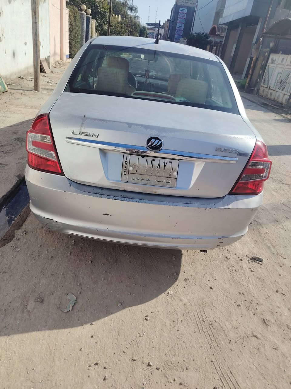 للبيع ب٣٧ او المراوس بسيارة اوتو 
ليفان 520 موديل 2012  مكفولة كير ومكينة ( كير عادي)تبريد شغال بيها ضربة جاملغ الخلفي جهة سايق تخم تاير جديد .
***********
