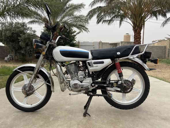 السلام عليكم   للبيع دراجة PART   
دراجة كاملة من كل شيء تشغل و تروح 

اي نقص مابيها ..  

السعر : 375 و بي مجال بسيط 

للاستفسار : *********** + واتس + خاص.
