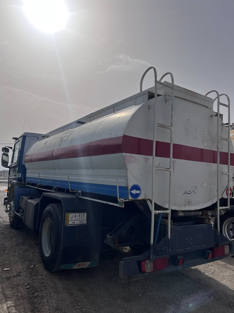 إسكانيا فطيمة 6 كور تنكر تك اكسل تك قمارة 
موديل 1989
كركوك مشروع وطني شرط تحويل 
كير نص دكمة 
خلفي جوبلس 
قمارة بدون صبغ 
حمولة تانكي 10 الف 
ذرعة وطوناج بيها 

سعر 175 ورقة 

مكان سيارة بكركوك  معرض وسام للسيارات الثقيلة
للاستفسار الاتصال على 
***********
***********
