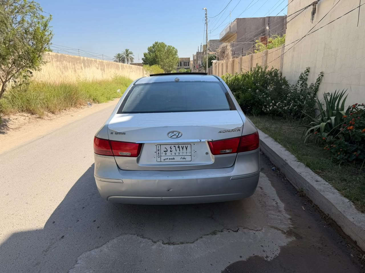 سوناتا ٢٠٠٨ سياره حلوه وجاهزه للاخير
مكينه ٢٤٠٠دوش 
مابيه نقص بيه صبغ جاملغ خلفي وباب بدون دواخل وبيه جراد مكانات 
مكينه كير حداديه تخم تاير كله جديد
رقم بغداد تحويل مباشر 
مكانه بابل شارع ٦٠
سعر ٨٩$
***********
