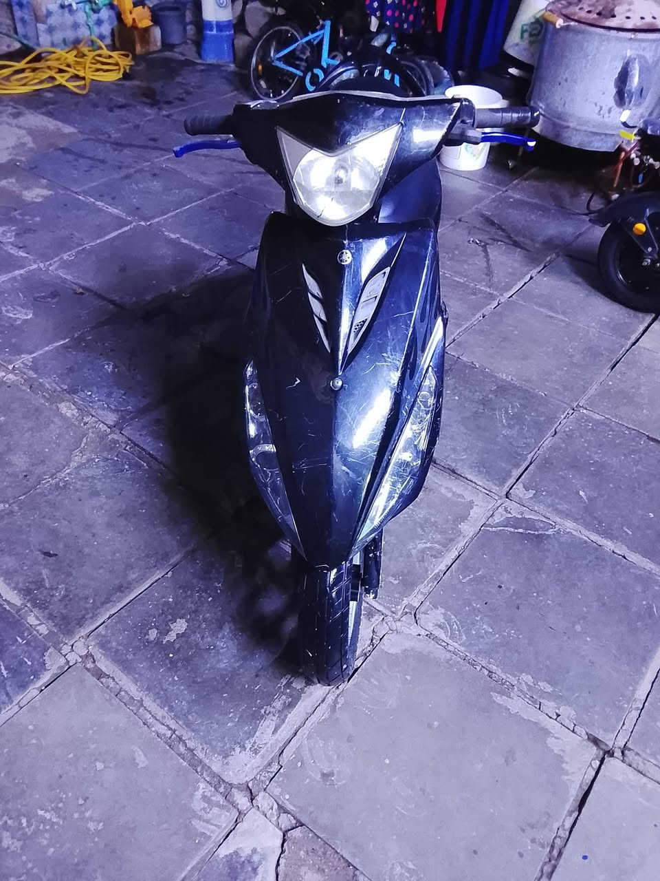 سلام عليكم دراجه ماكس مضلع حديث دراجه حلوه مانقصه شي صالي سبوع منزله من رمبه دراجه كامله مانقصه شي سلف هندر لايت اشاير سكن اصطاب حساس كيلو متر كيج بانزين بيه ويل نجمه وبيه دبل خلفي رياضي  محتاج واريد ابيع مستعجل عل بيعه مكاني بصره حيانيه رقمي *********** سعر 750
