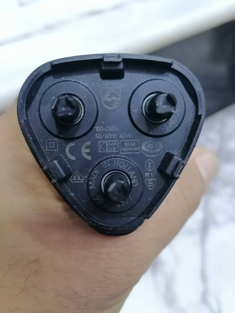 مكينة من ماركة فليبس جلاية وتحديد كهرباء +شحن بسعر35


**إذا كنت صاحب هذا الإعلان وتريد حذفه لأي سبب، رجاءا أرسل رسالة إلى الدعم الفني**