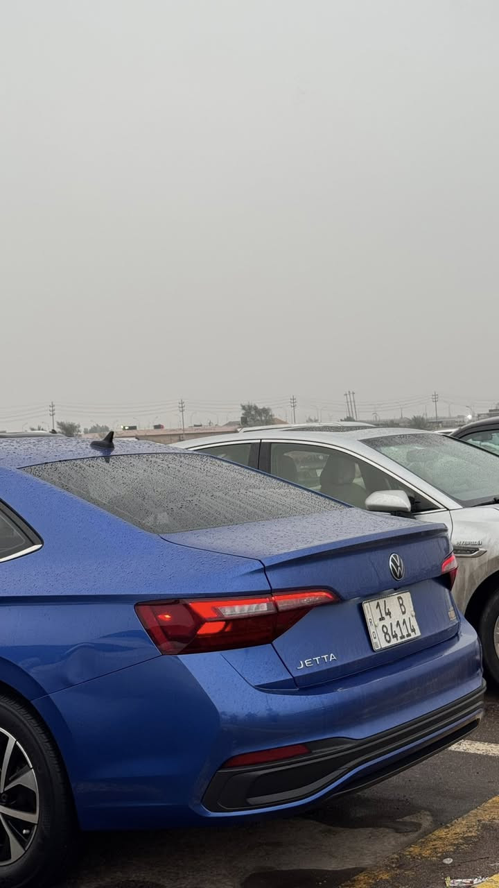 ❌للبيع ❌
فولكسواجن جيتا 2023 
محرك 1500 تيربو  
گير عادي 6 سرعات 
تحكم ستيرن 
شاشة تدعم كاربلي 
رادار امامي 
رادار خلفي 
نقاط عمياء 
سايد بريك بصمة 
عينة الكترونية 
كاميرا خلفية 
نظام ايكو 
تخم تاير جديد توني شادة قبل اسبوع 
كفالة عامة  
تقرير غرق للدوسة تعمل وتسير من امريكا مابيهة اي مشكلة 
ماشية 34 الف 
السيارة جداً اقتصادية ونشطة ومابيهة نقص برغي شغل واطلع لاربيل 
مكاني البصرة حي المهندسين 
السعر 140$ وبيهة مجال 
للاستفسار 
واتساب : *********** 
اتصال : ***********
